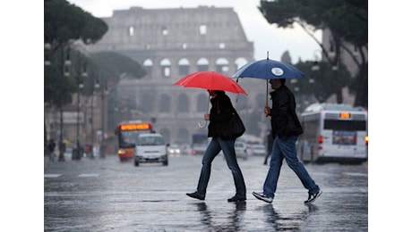 Previsioni Meteo Roma: arriva la Tempesta, Pioggia, Vento e Mareggiate. Parla l'esperto