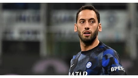 Infortunio Calhanoglu, l'esito degli esami del centrocampista dell'Inter