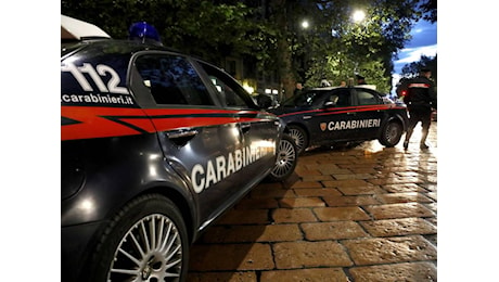 Brescia, 42enne accoltellato al petto a Capodanno: voleva imbucarsi in una festa privata