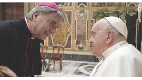 Il Papa in Basilica a San Pietro per la messa con i nuovi cardinali: c'è anche il vescovo di Napoli