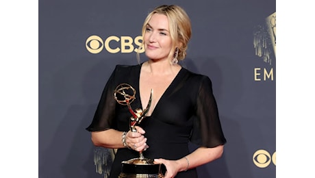 Kate Winslet ha rifiutato di nascondere i rotolini sulla pancia in Lee: Non voglio affatto apparire perfetta