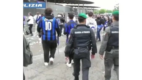 Arresti e perquisizioni tra le tifoserie ultras di Inter e Milan