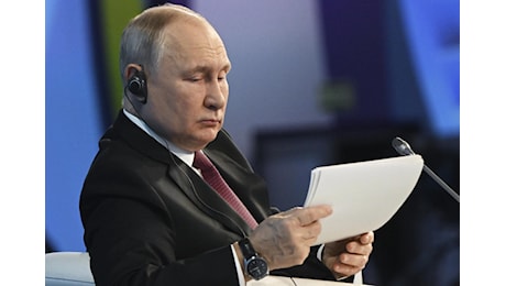 Putin e la minaccia nucleare, quali sono i rischi per la Nato: l'analisi del generale Battisti