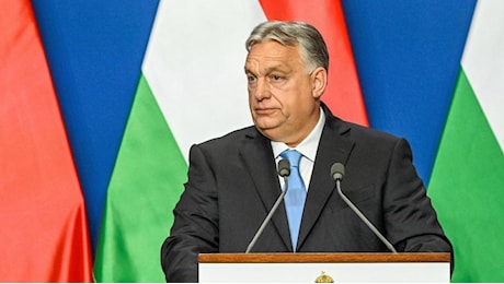 Il presidente di turno della Ue. L'ultimo strappo di Orban . Vola a Mosca dall'amico Putin