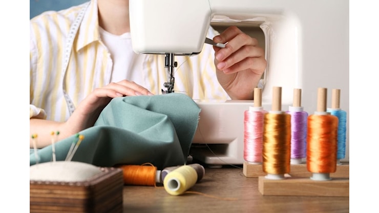 Se possiedi una vecchia macchina da cucito potresti guadagnare quasi 1.000 euro: i consigli per sfruttare un piccolo tesoro in casa - Proiezioni di Borsa Se possiedi una vecchia macchina da cucito potresti guadagnare quasi 1.000 euro: i consigli per sfruttare un piccolo tesoro in casa - Proiezioni di Borsa