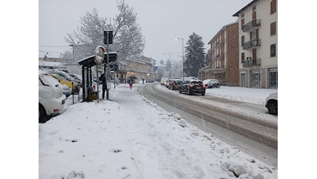 Nevicata in Appennino, Castelnovo Monti imbiancata