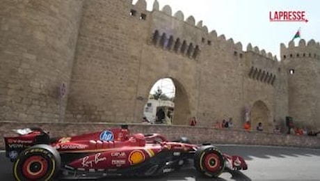 F1: pole di Leclerc a Baku, terzo Sainz con l'altra Ferrari