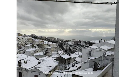 Monte Sant’Angelo, un risveglio incantato ricoperta di neve! (FOTOGALLERY)