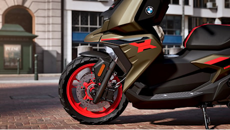 BMW C 400 X e C 400 GT 2025, ecco come cambiano gli scooter. Dotazione più ricca