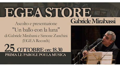 Gabriele Mirabassi presenta «Un ballo con la luna», presso l’EGEA Record Store di Perugia, Venerdì 25 ottobre alle 18.30