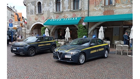 Maxi-blitz antidroga e riciclaggio a Trento, il sindaco Ianeselli: “Una città che non abbassa la testa”