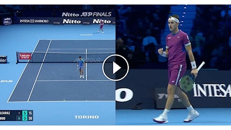 ATP Finals - Ruud delizioso: il pallonetto non lascia scampa ad Alcaraz