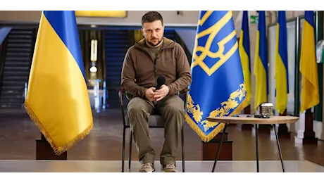 Ucraina: il castello di menzogne e autoinganni eretto ad hoc ha cominciato a crollare. Zelensky: non verseremo altro sangue per la Crimea (Dragomir Bozhkov)