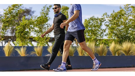 Bruciare più calorie camminando, ecco 3 modi per massimizzare gli effetti della tua passeggiata