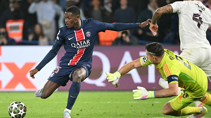 Aston Villa-Psg: Luis Enrique vola. Per Emery difficile realizzare la vendetta dell’ex - La Gazzetta dello Sport Aston Villa-Psg: Luis Enrique vola. Per Emery difficile realizzare la vendetta dell’ex - La Gazzetta dello Sport