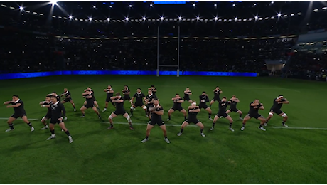 Italia-Nuova Zelanda, la Haka degli All Blacks prima del via