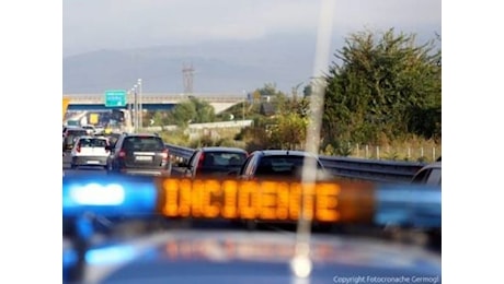 Incidente tra mezzi pesanti sull'A1, code nel fiorentino