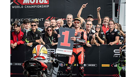 Petrucci infinito. Dopo la vittoria di sabato si ripete anche di domenica: vince sia la Superpole che la Gara2. Fantastico. Meglio di così non si può fare