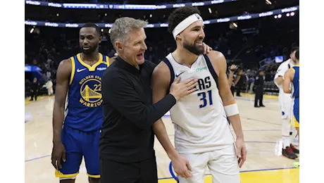 Mavs e Warriors segnano 48 triple in due, Kerr: “10 anni fa avremmo vinto di 20, oggi…”