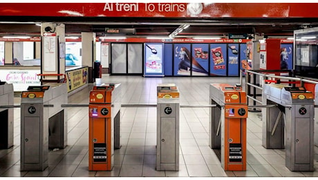 Milano, persona si lancia sui binari della metro a Loreto: chiuso un tratto della linea M1