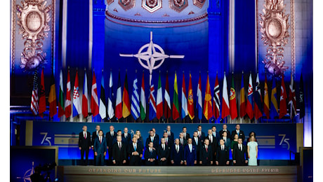 Vertice Nato: un patto atlantico a misura di dollaro