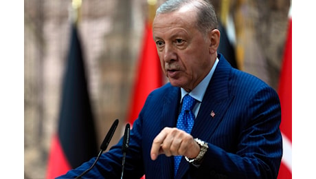 Erdogan: pronto a marciare contro le Ypg in Siria