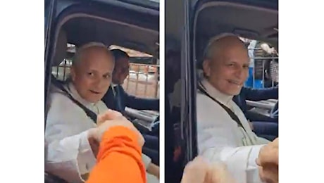 Papa Leone XIV, il saluto al tifoso: Forza Roma - Video