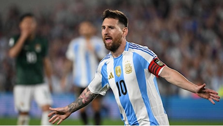 Messi show, Argentina a valanga sulla Bolovia: in gol anche Lautaro. Poker del Brasile