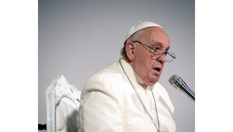 Papa Francesco Preghiamo per i popoli che soffrono per la guerra