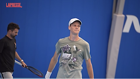 VIDEO Atp Finals, primo allenamento a Torino per Jannik Sinner