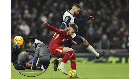 Paura durante Tottenham-Liverpool: l’ex Juve Rodrigo Bentancur esce in barella