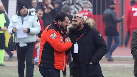 Lucci e la foto con Salvini, il capo ultrà: “Me l’ha chiesta lui”. Ma la Lega smentisce