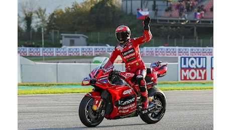 Gp Barcellona, Bagnaia in pole position: Martin quarto