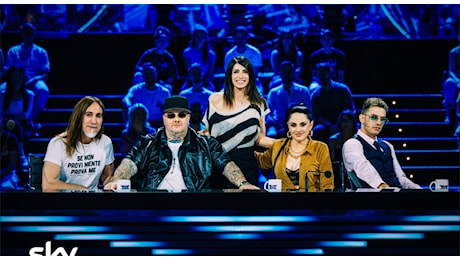 X Factor 2024, quarto live: questa sera doppia eliminazione, la giostra di Hell Factor, le assegnazioni e i favoriti