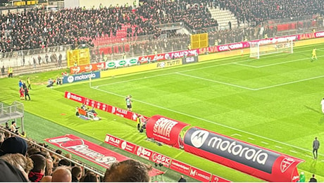 Milan, la Curva Sud abbandona lo stadio di Monza