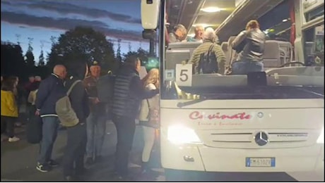 A bordo del pullman dei leghisti veneti verso Pontida: il nostro viaggio