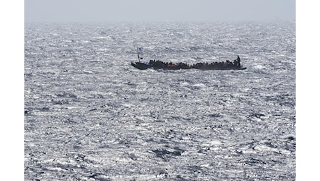 Migranti, naufragio al largo di Rodi: otto morti