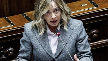 Giorgia Meloni alla Camera prima del Consiglio europeo: «A Fitto portafoglio da mille miliardi: missione compiuta»