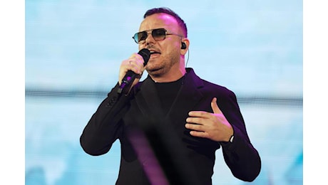 Gigi D’Alessio, lo tsunami in Indonesia: “Presi mio figlio in braccio e scappai”