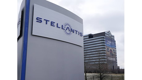 Stellantis, produzione a picco in Italia