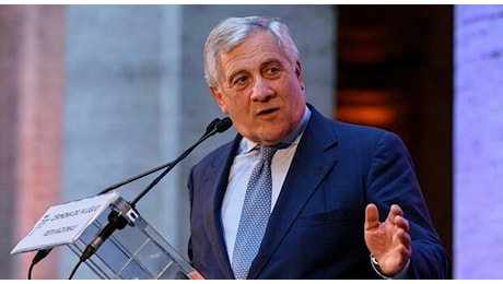 Tajani minacciato dai Pro-Palestina: «Non mi faccio intimidire da nessuno»