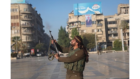 Ankara nega un suo coinvolgimento in Siria e scatena la repressione interna