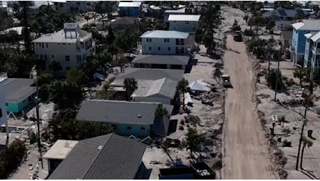 Un video mostra la devastazione lasciata dal passaggio dell'uragano Milton a Manasota Key: le riprese dal drone