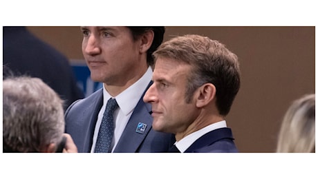 Francia, i sindacati minacciano Macron: Un premier di sinistra o blocchiamo le Olimpiadi