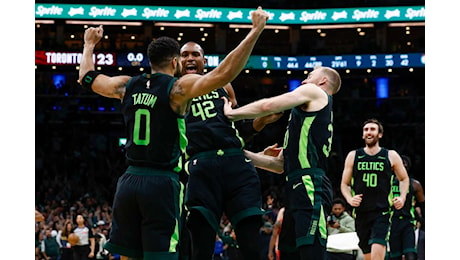 NBA: Davis e James guidano i Lakers alla vittoria, i Celtics superano i Raptors all'overtime