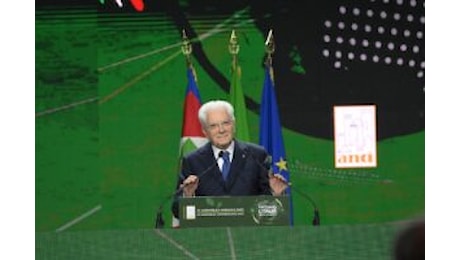 Mattarella ai sindaci: “Visti da qui siete una magnifica raffigurazione dell’Italia intera”