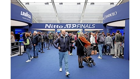 Sorrisi, curiosità e tanta passione: inaugurato il nuovo Fan Village