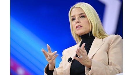 Pam Bondi ministro Giustizia Usa: la scelta di Trump dopo la rinuncia di Gaetz