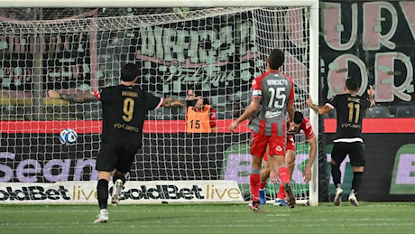 Serie B, settima giornata: torna alla vittoria il Palermo, ko Cremonese contro il Brescia