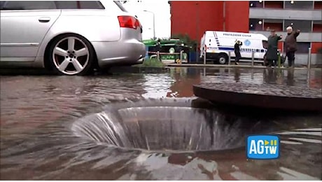 Allerta rossa in Lombardia, esonda il Lambro: il video